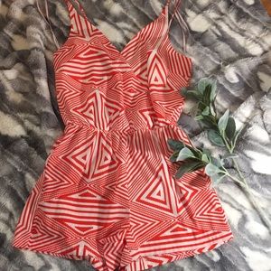 Forever 21 Aztec Print Romper- Ivory & Orange 🍊